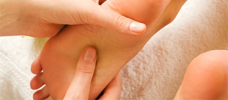 Curso de masaje para Pies y manos, academia de terapias alternativas García y Lledó (Alicante)